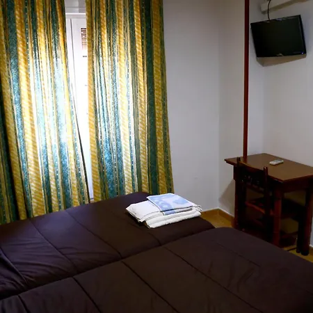 Hostal Muralla-3